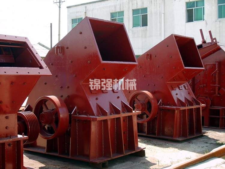 整套砂石料破碎機多少錢?砂石料破碎機設備成本多少?(圖2) 整套砂石料破碎機多少錢?砂石破碎機設備成本多少?(圖2)